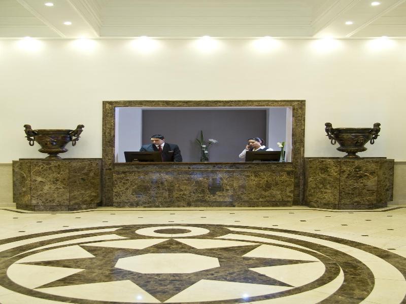 ホテル Plaza El Bosque San Sebastian サンティアゴ エクステリア 写真